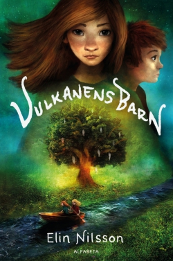Lea och Luma är kusiner och bästa vänner. De bor i byn nedanför den sovande vulkanen och gör allt tillsammans. Men, snart kommer allt att förändras eftersom Luma ska förpuppas. Alla som fyller 13 måste vara i puppans drömvärld i fem år tills de blir vuxna. Annars blir man en galen människa. Luma ber Lea att skära ut honom ur puppan, men hon vågar inte. En dag när Lea besöker trädet i puppgläntan upptäcker hon att Lumas puppa är försvunnen. Lea bestämmer sig för att leta reda på Luma med hjälp av sin nyfunna vän, krämarflickan Majva. Men, går hon och andra de stöter på verkligen att lita på?  En underbart välskriven äventyrsberättelse från 9 år. Passar utmärkt som högläsningsbok!  Boktips av Jessica Sigurdsson, Malmö stadsbibliotek
